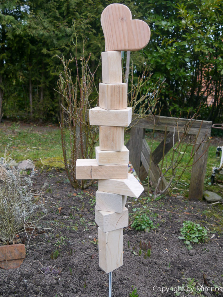 glueckswaechter-bauen-mit-holzresten holzreste-verarbeiten-glueckswaechter