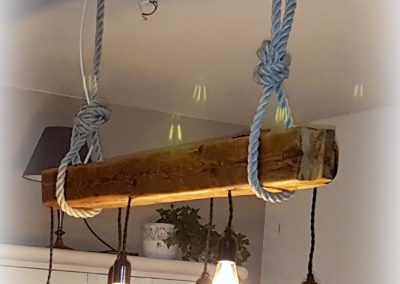 fachwerkbalken-lampe-esszimmer